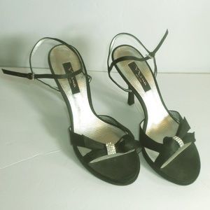 NINA New York black strappy heels